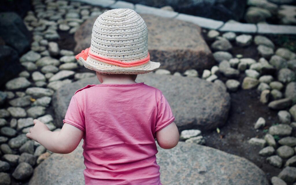 Näin aloitan 2-5-vuotiaalle ensimmäisen palkkiojärjestelmän jelleke vanooteghem 8sophl6tmlm unsplash
